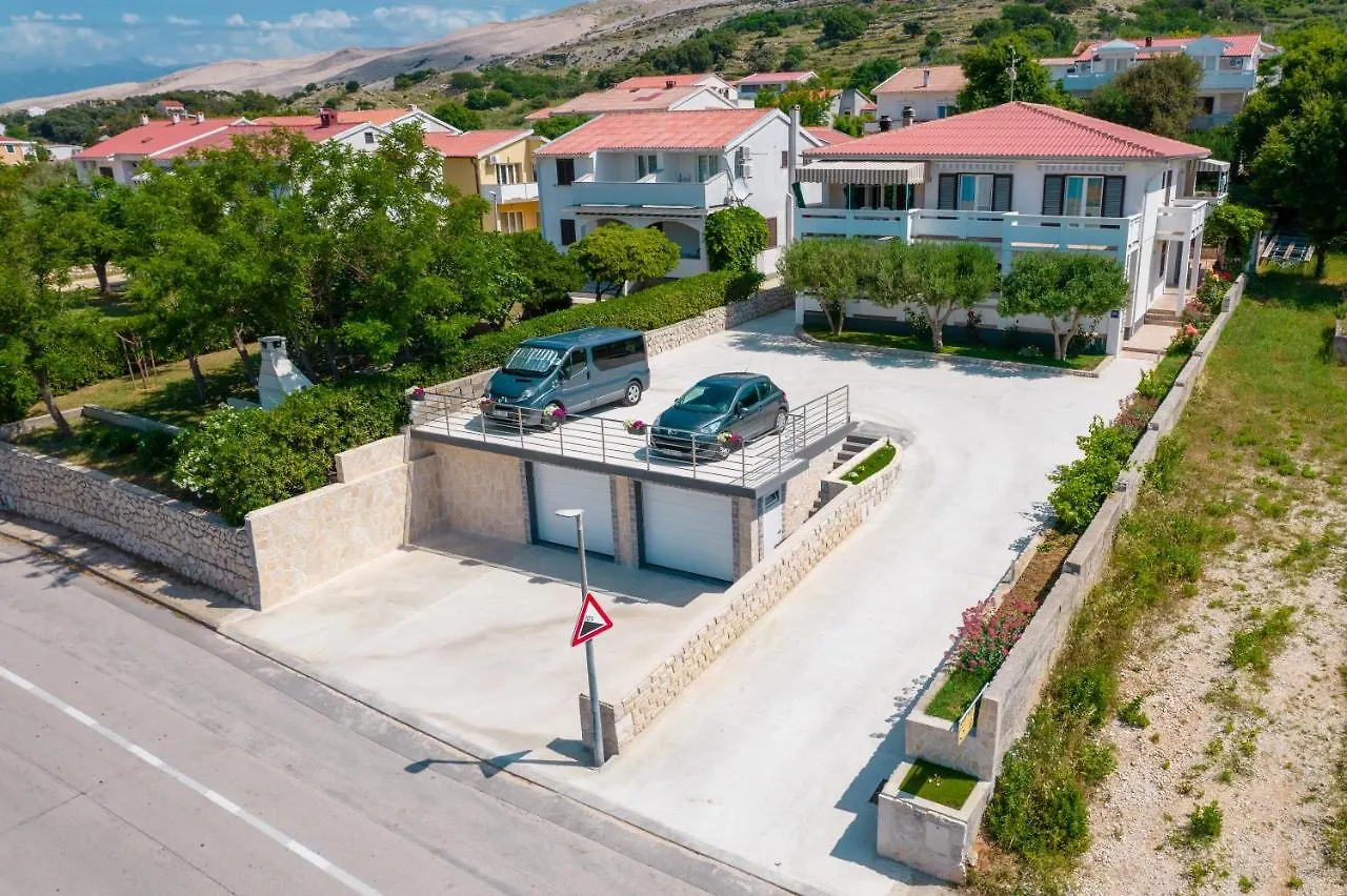 Apartmani Andreja Pag Town 0*,